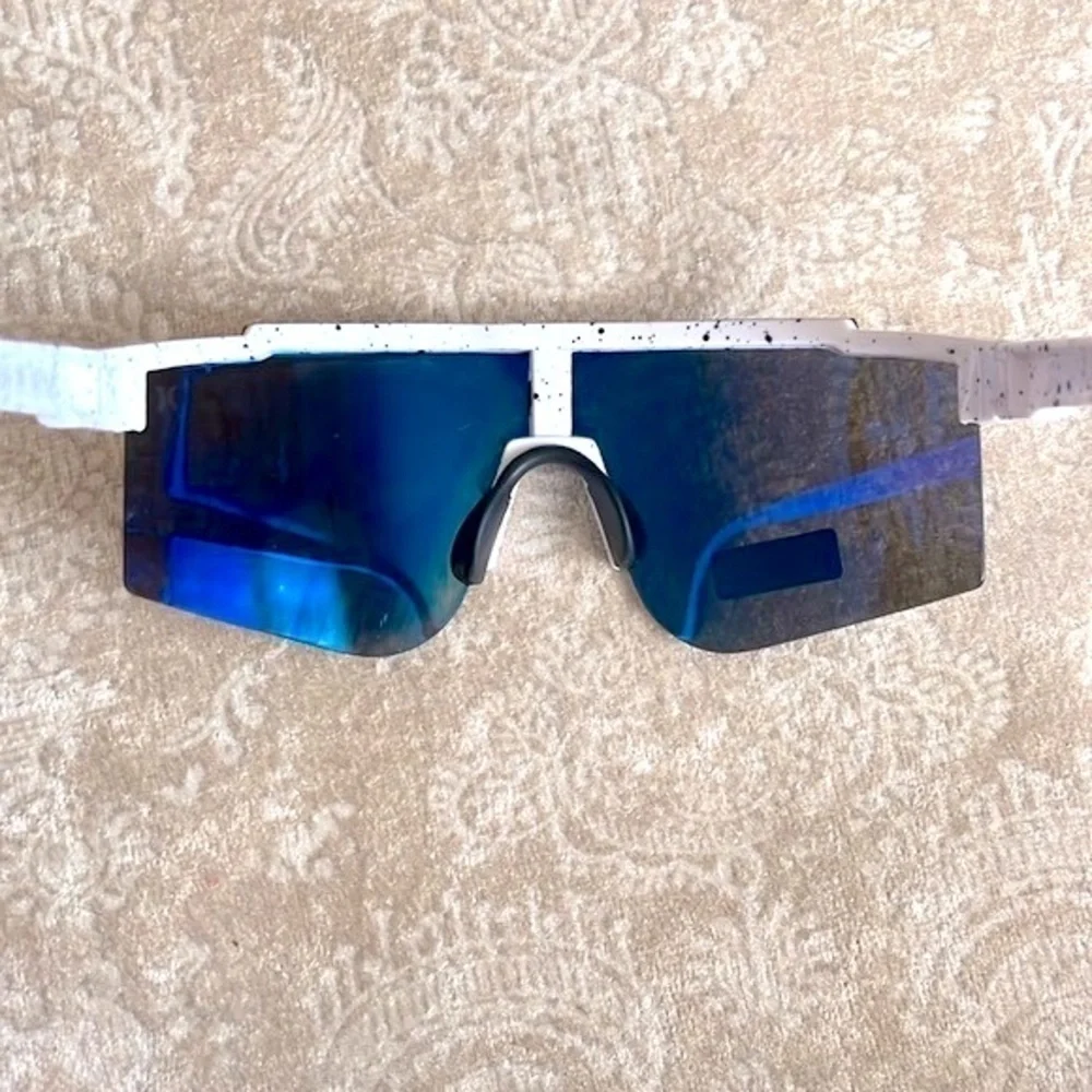 Brand New Hurley Polarized Sunglasses White Semi-Rim Wrap Shield Blue Mirrored